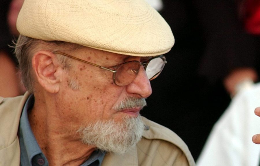 Muere el poeta Roberto Fernández Retamar a los 89 años